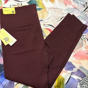 All in Motion Burgundy Leggings xxl NEW